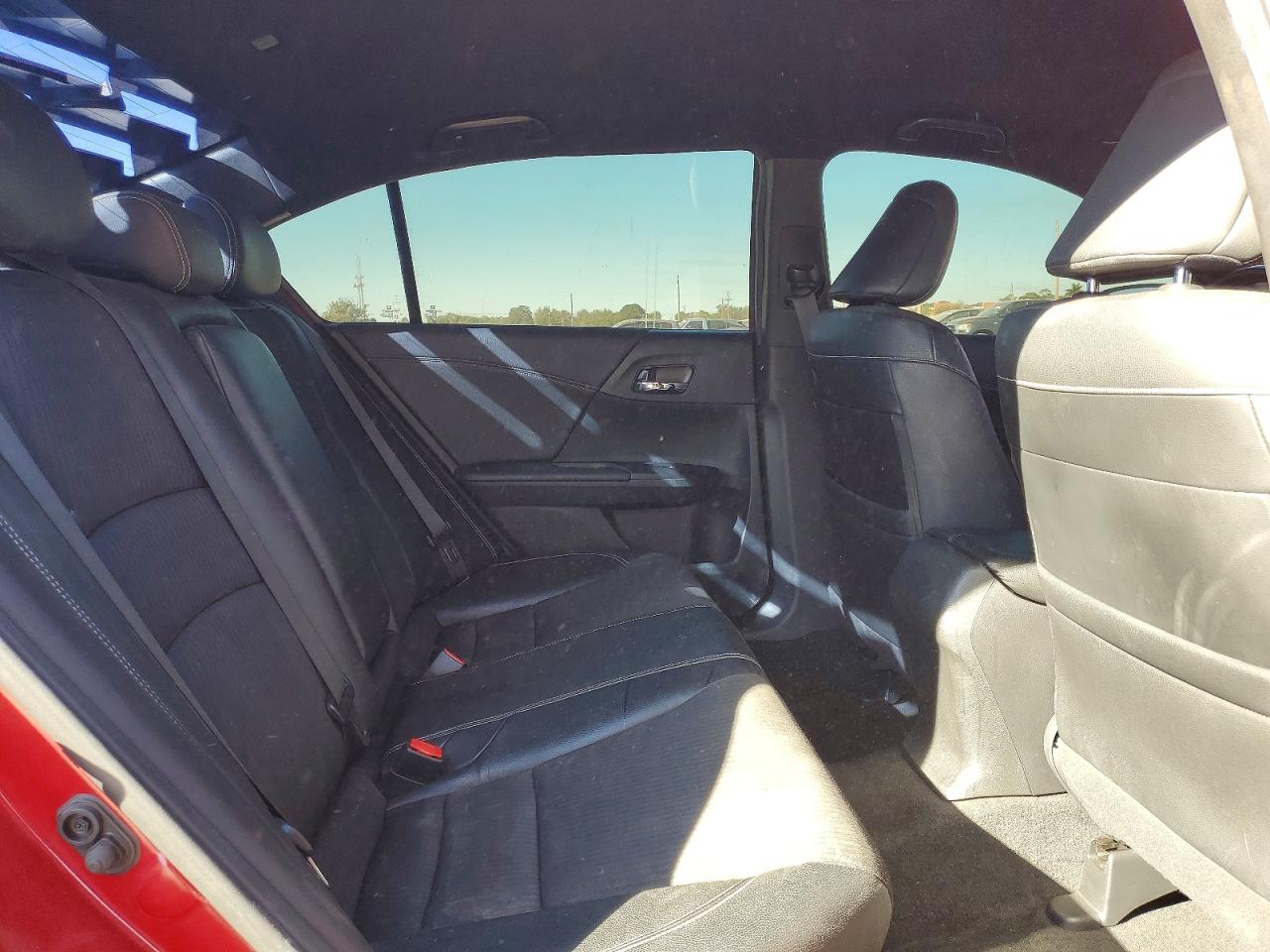 2016 HONDA ACCORD SPORT photo 10