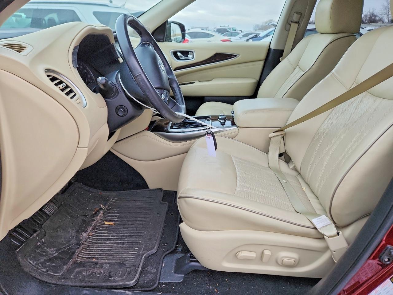 2020 INFINITI QX60 LUXE photo 7