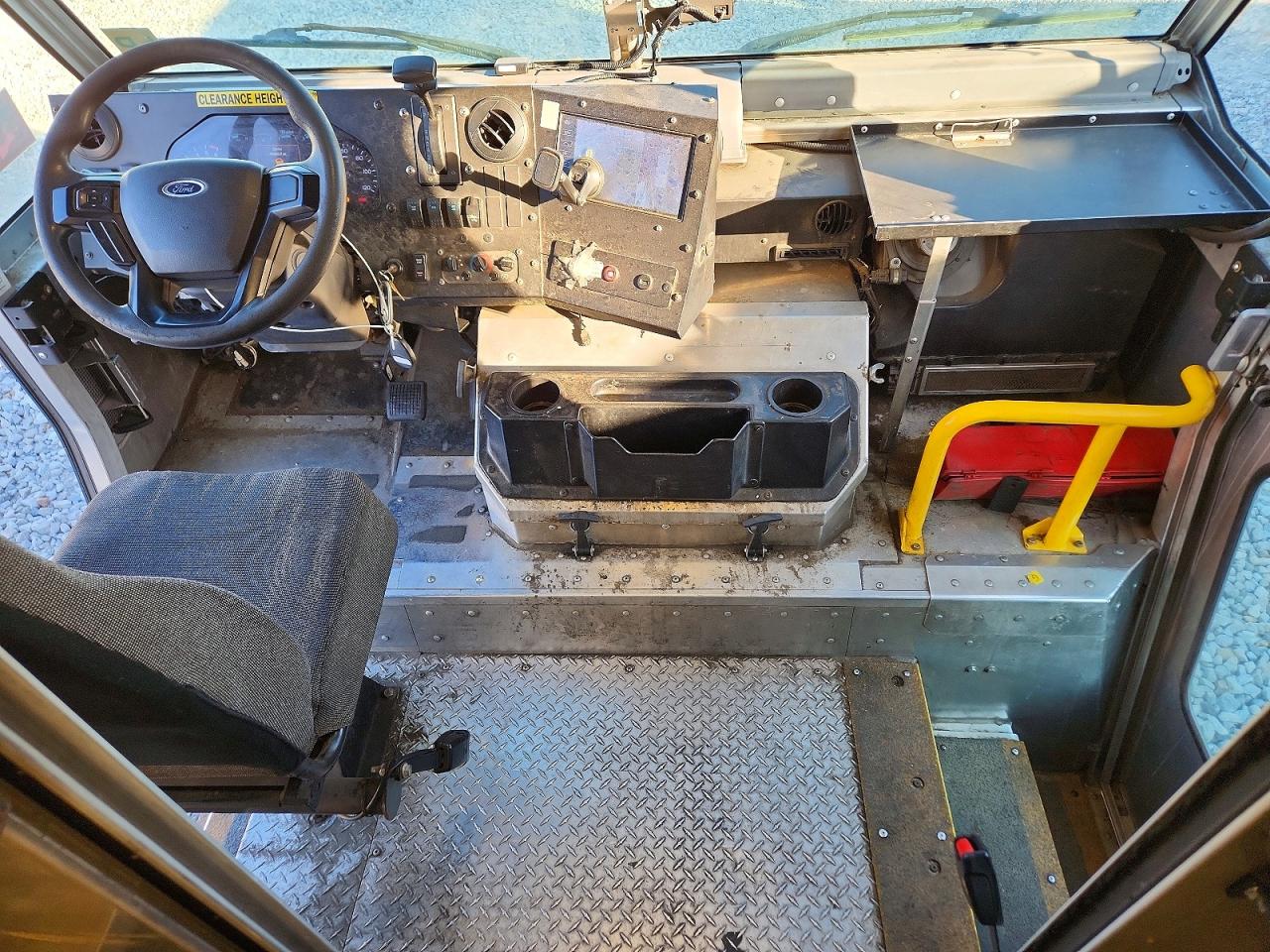 2020 FORD COMMERCIAL CHASSIS DELIVERY TRUCK photo 8