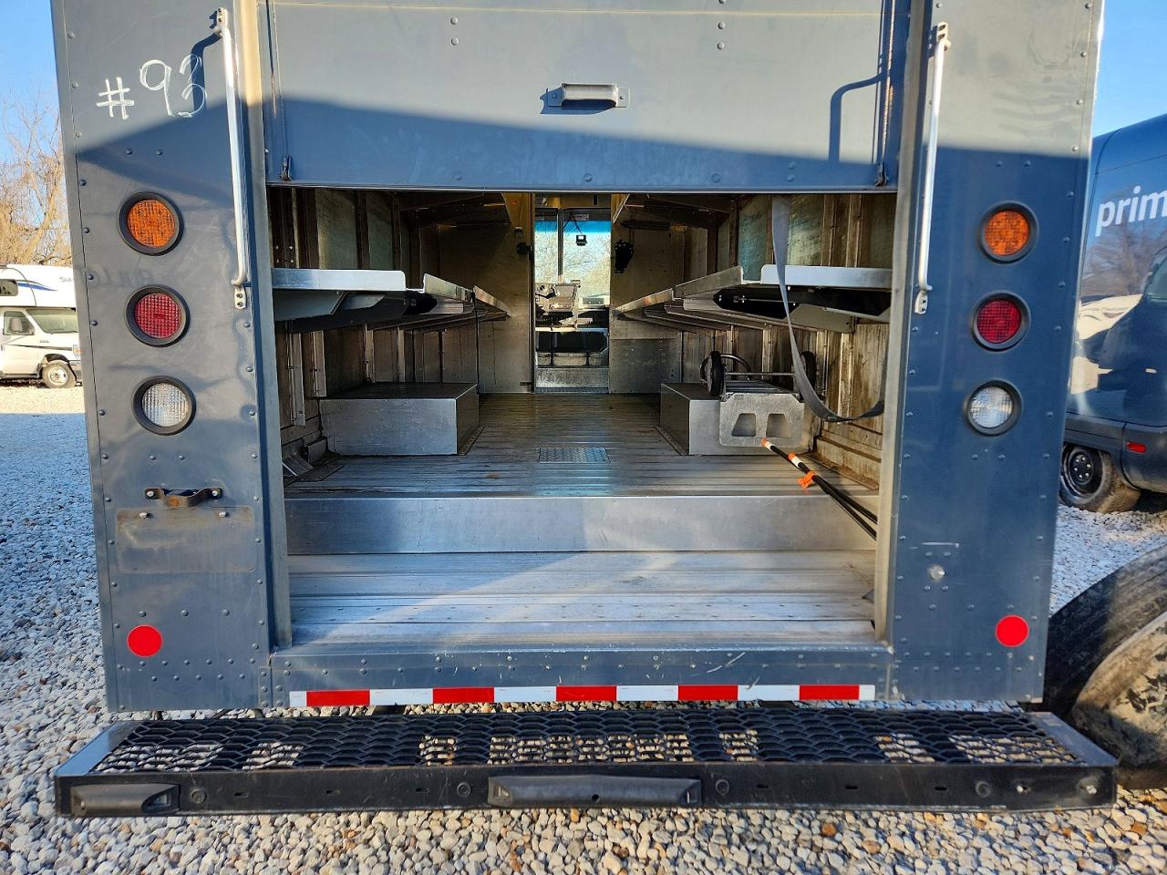 2020 FORD COMMERCIAL CHASSIS DELIVERY TRUCK photo 10