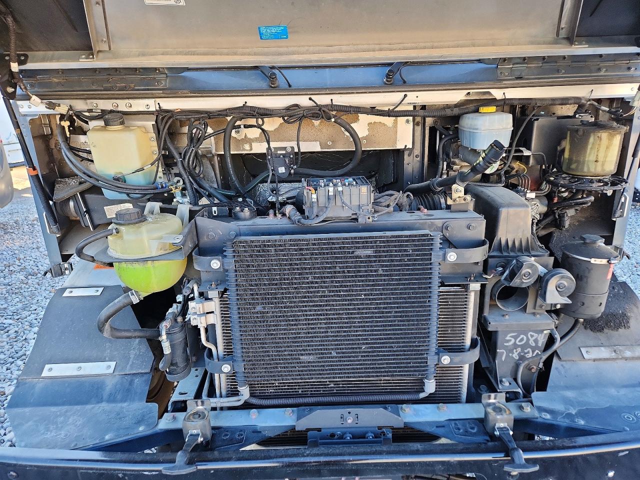 2020 FORD COMMERCIAL CHASSIS DELIVERY TRUCK photo 12