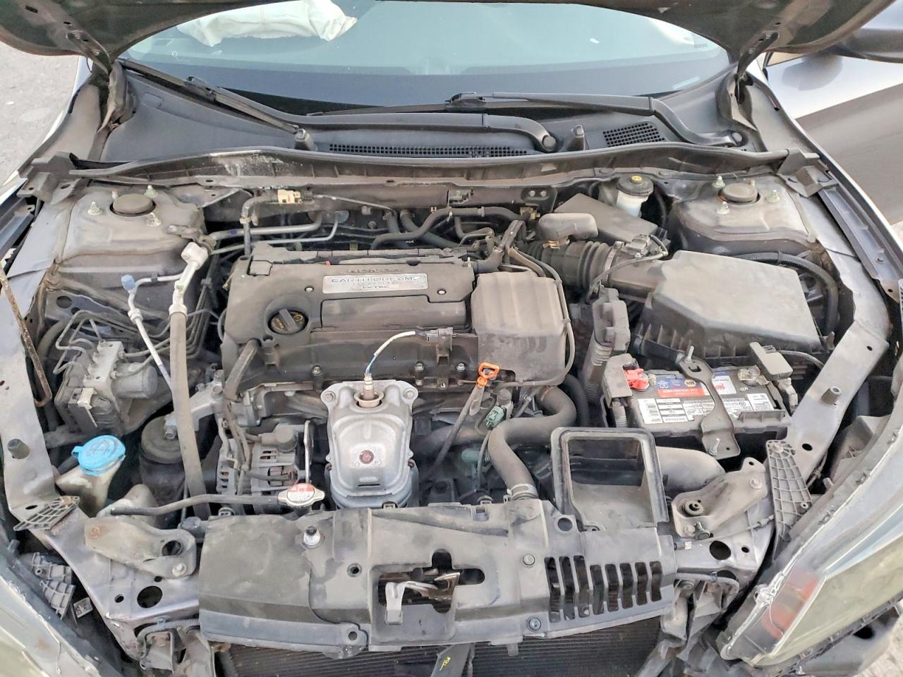 2014 HONDA ACCORD LX photo 21
