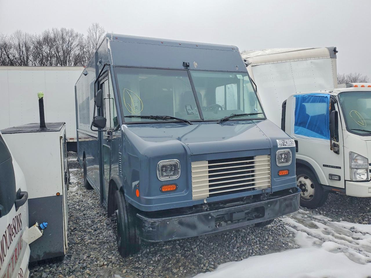 2021 FORD F59 DELIVERY TRUCK photo 4