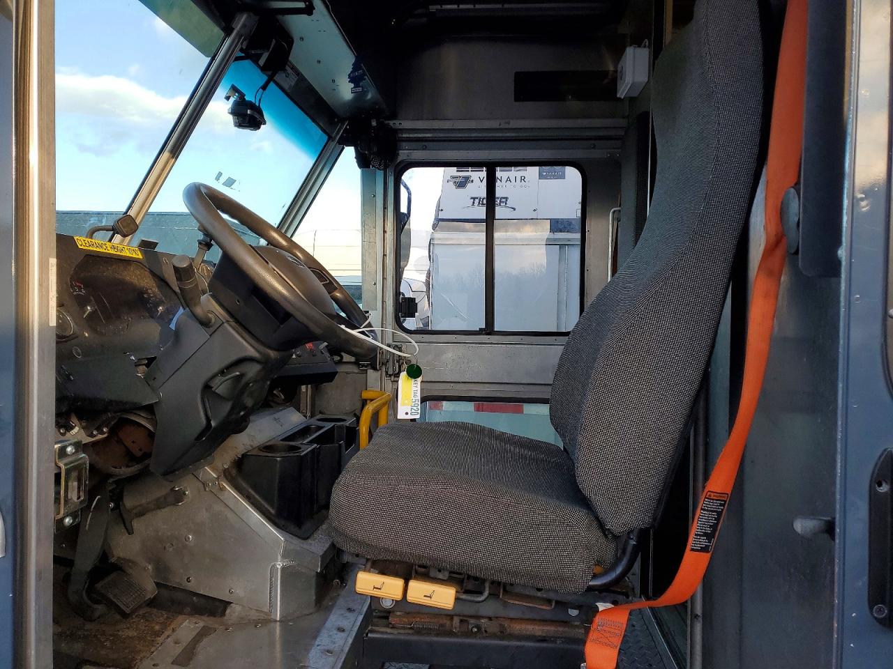 2021 FORD F59 DELIVERY TRUCK photo 7