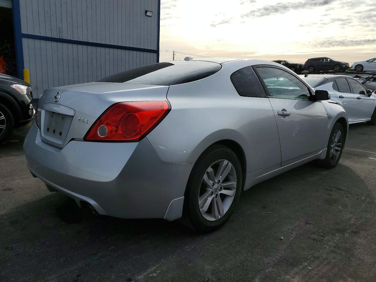 2013 NISSAN ALTIMA S photo 3