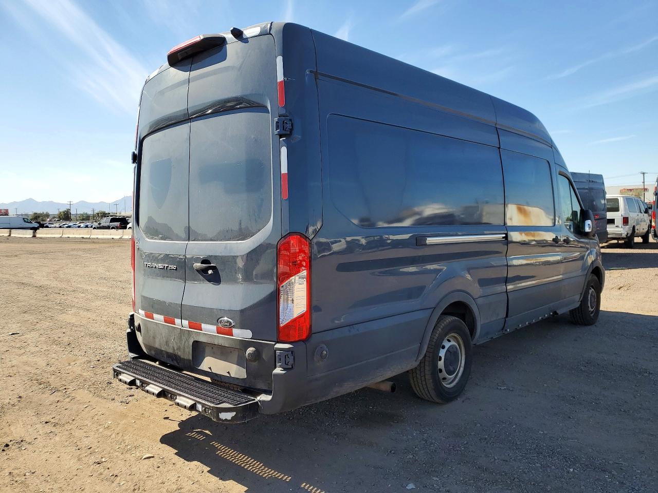 2020 FORD TRANSIT 250 DELIVERY VAN photo 3