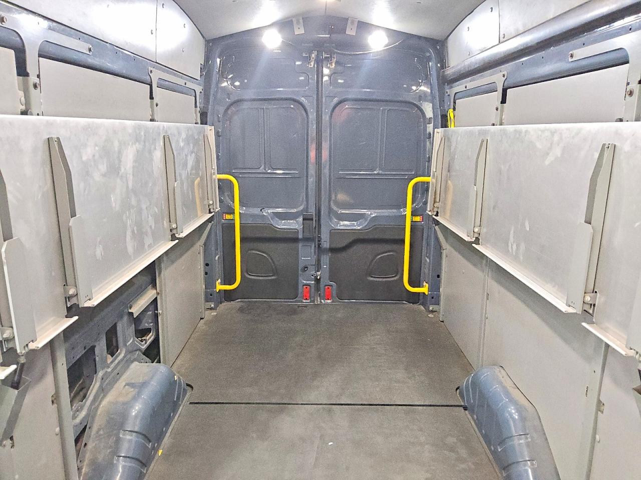 2020 FORD TRANSIT T-250 photo 10