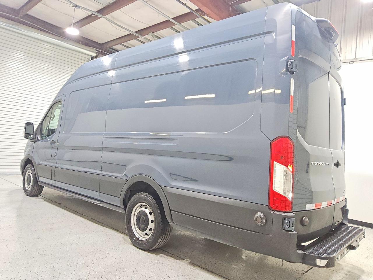 2020 FORD TRANSIT T-250 photo 2