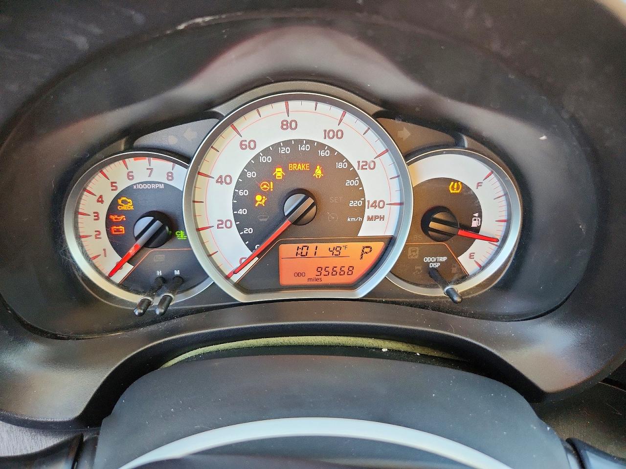 2012 TOYOTA YARIS 5-DOOR SE photo 9