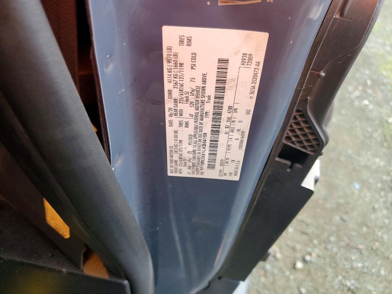 2020 FORD TRANSIT 250 DELIVERY VAN photo 13