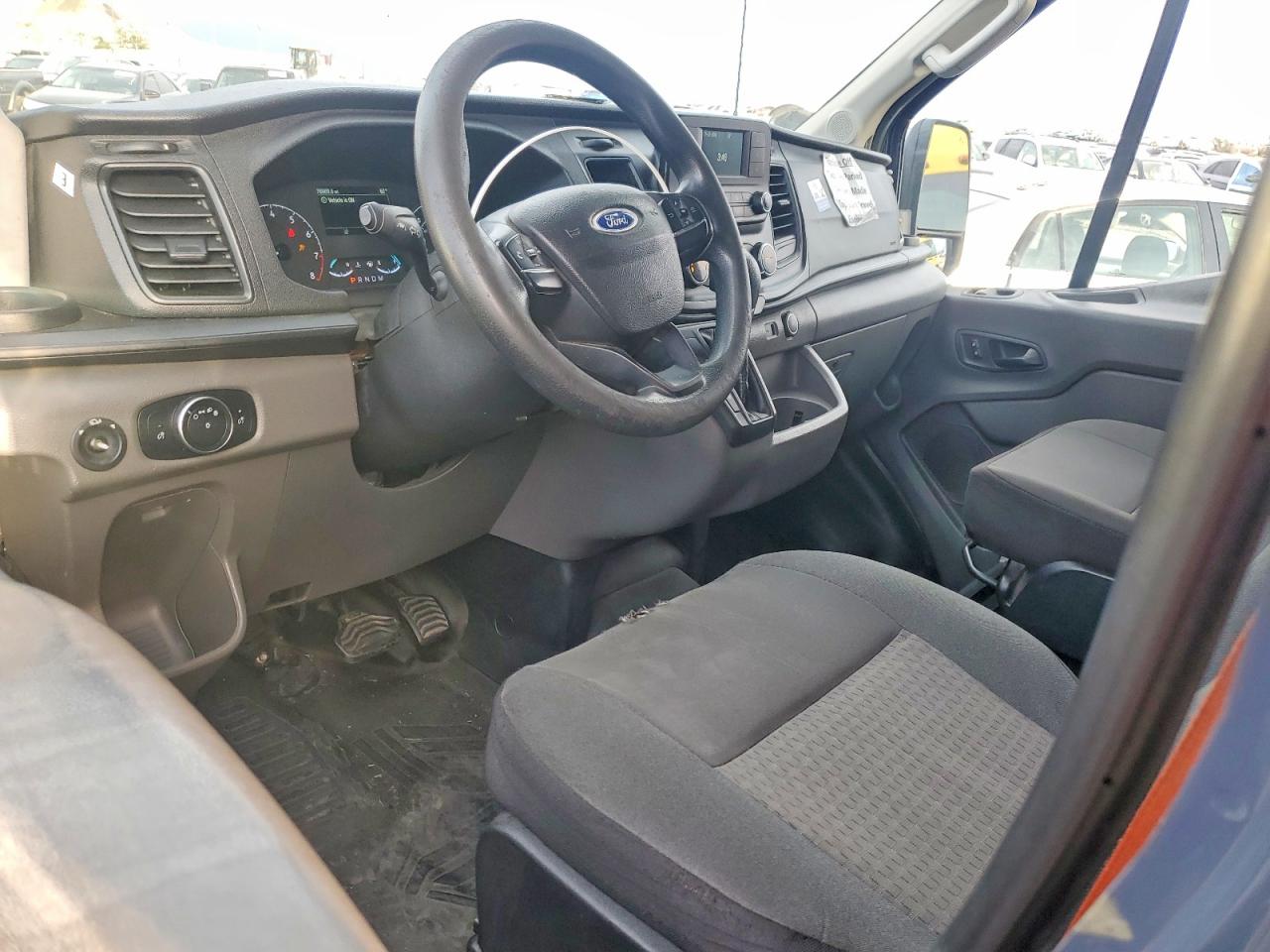 2020 FORD TRANSIT 250 DELIVERY VAN photo 8