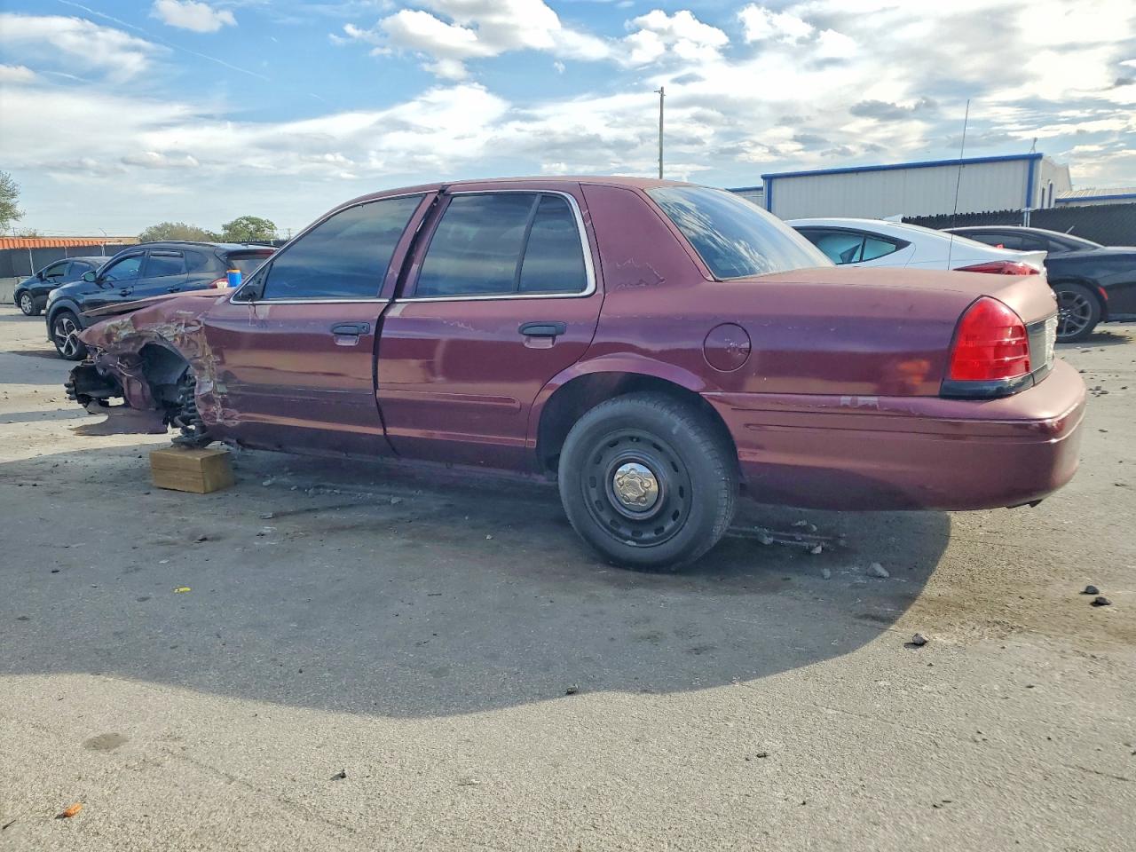 2005 FORD CROWN VICTORIA POLICE INTERCEPTOR photo 3