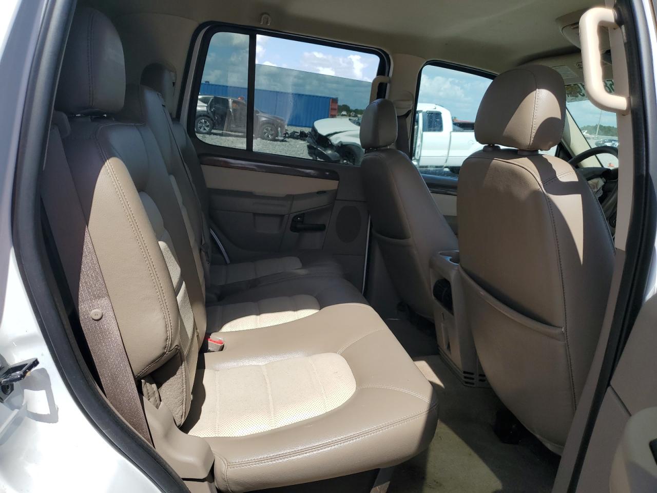 2005 FORD EXPLORER EDDIE BAUER photo 11