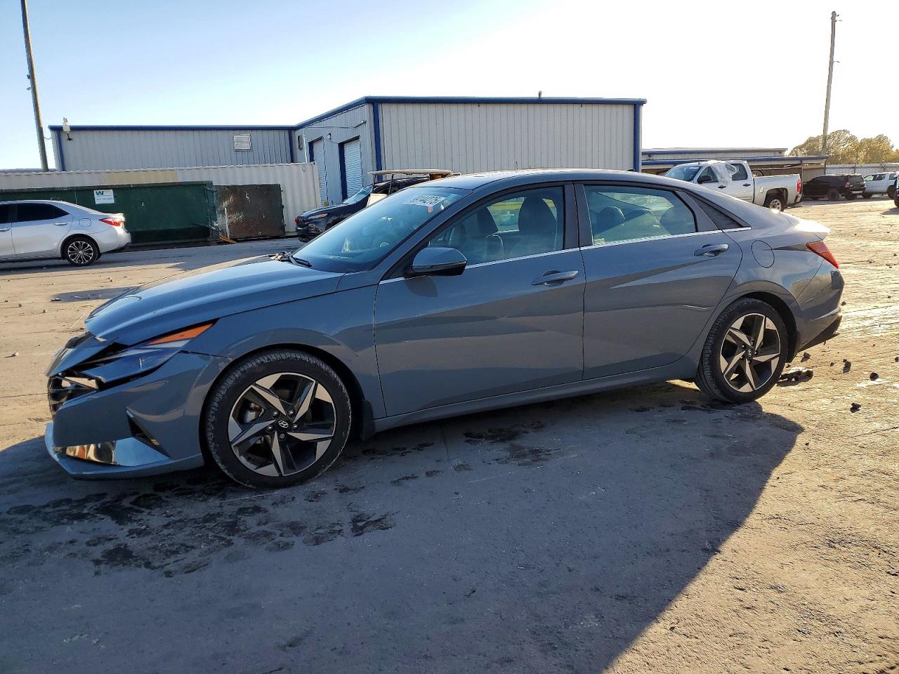 2022 HYUNDAI ELANTRA