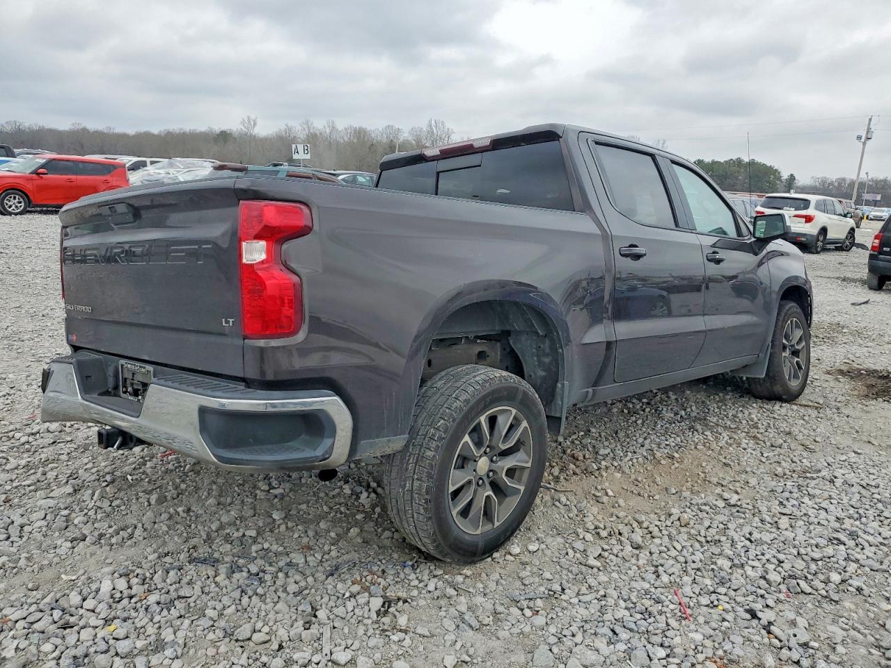 2020 CHEVROLET SILVERADO C1500 LT photo 5
