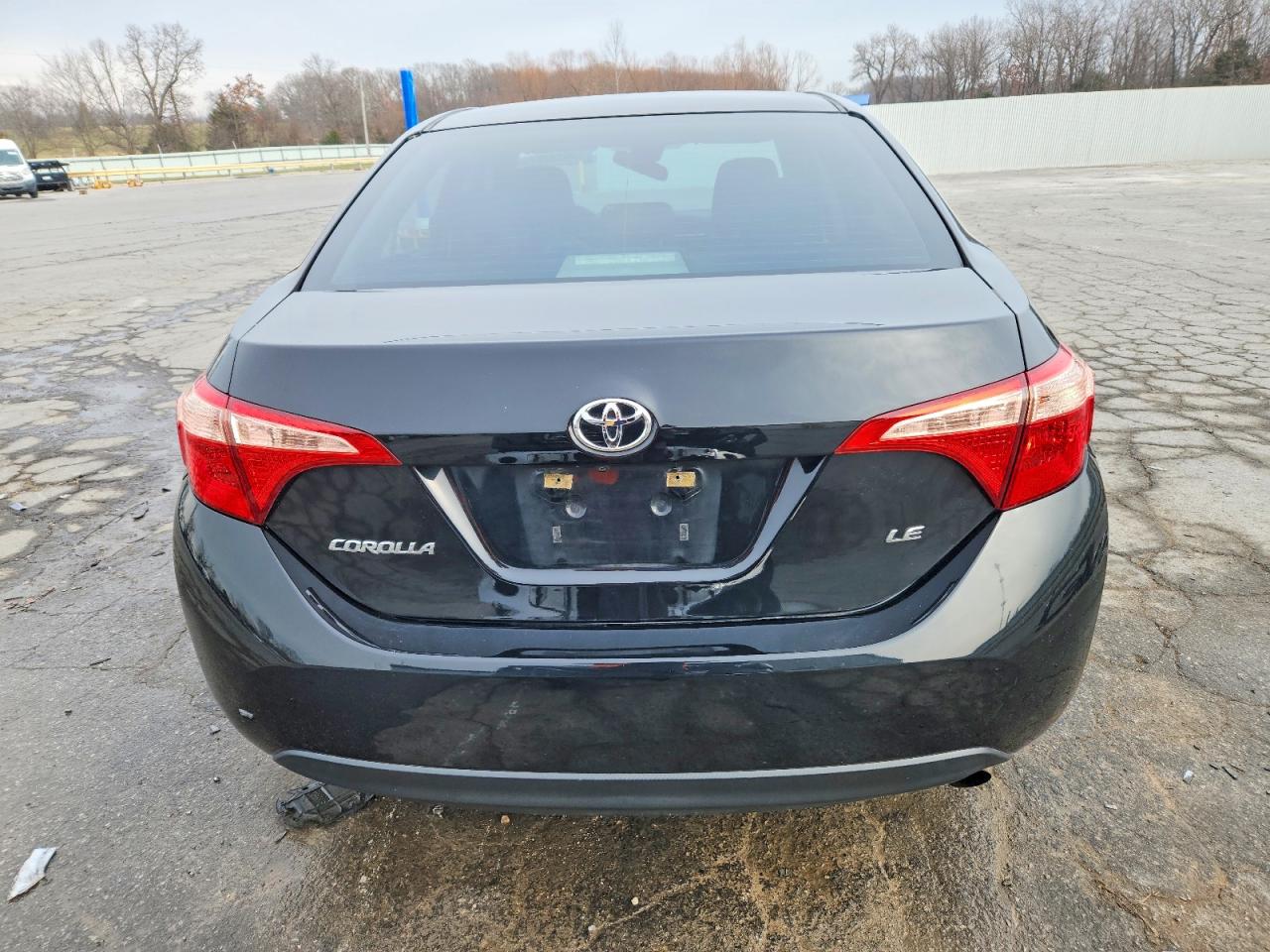 2017 TOYOTA COROLLA L photo 6