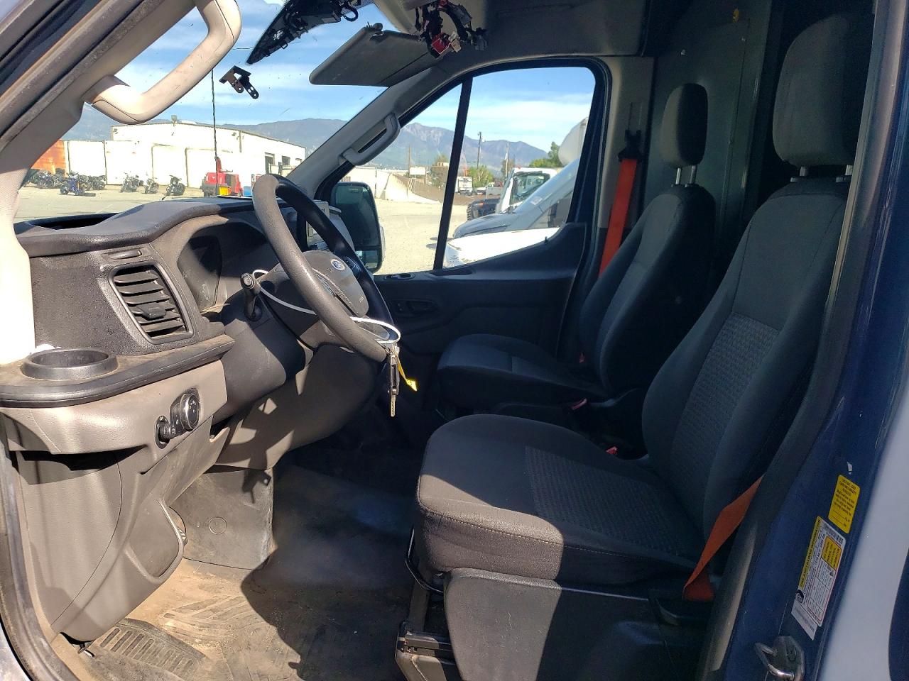 2020 FORD TRANSIT 250 DELIVERY VAN photo 13