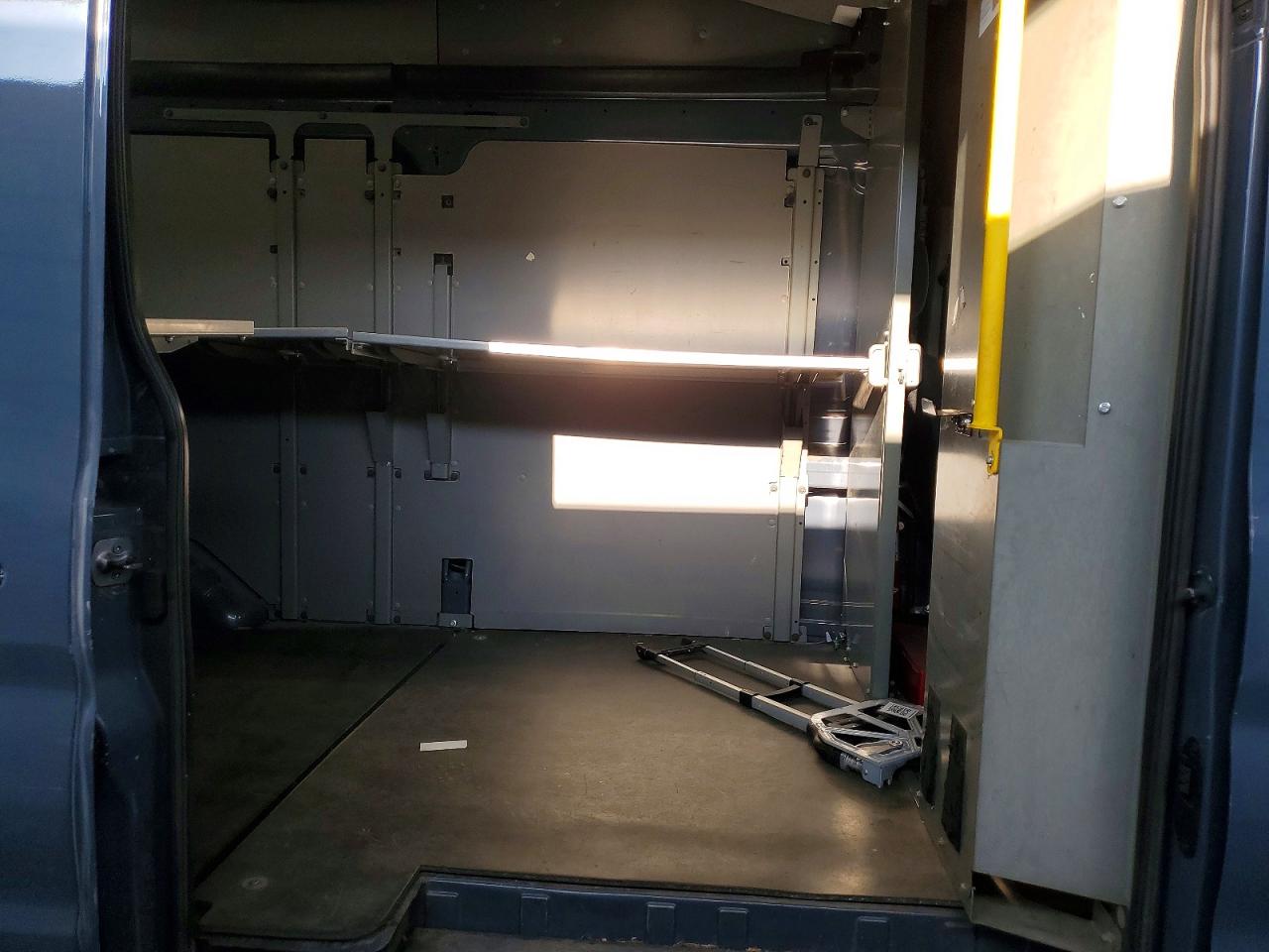 2020 FORD TRANSIT T-250 photo 11