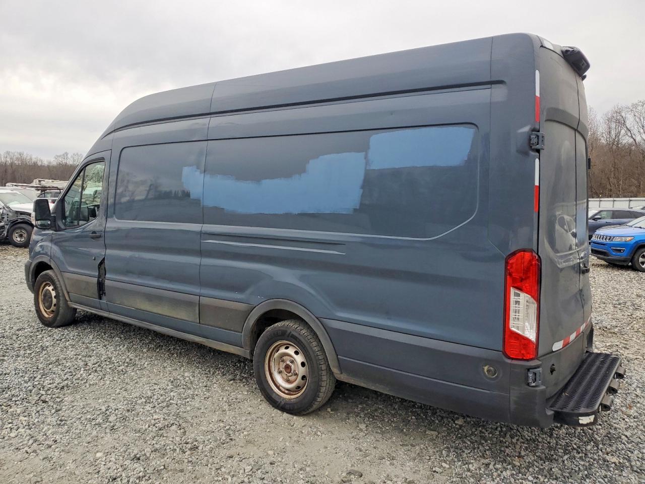 2020 FORD TRANSIT T-250 photo 2