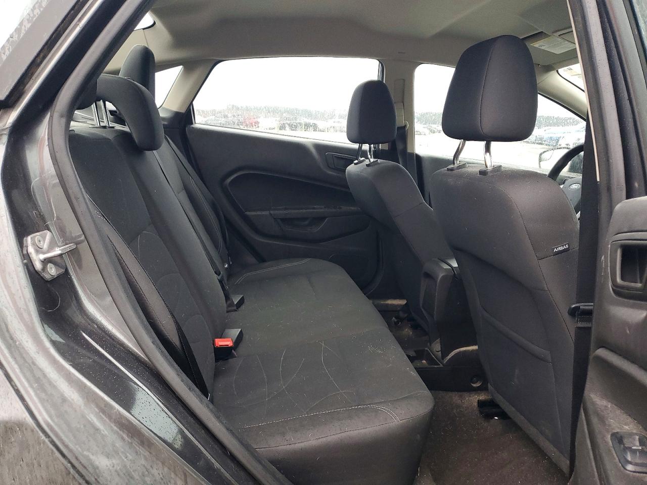 2019 FORD FIESTA SE photo 10