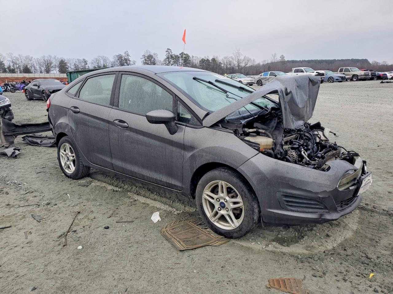 2019 FORD FIESTA SE photo 4