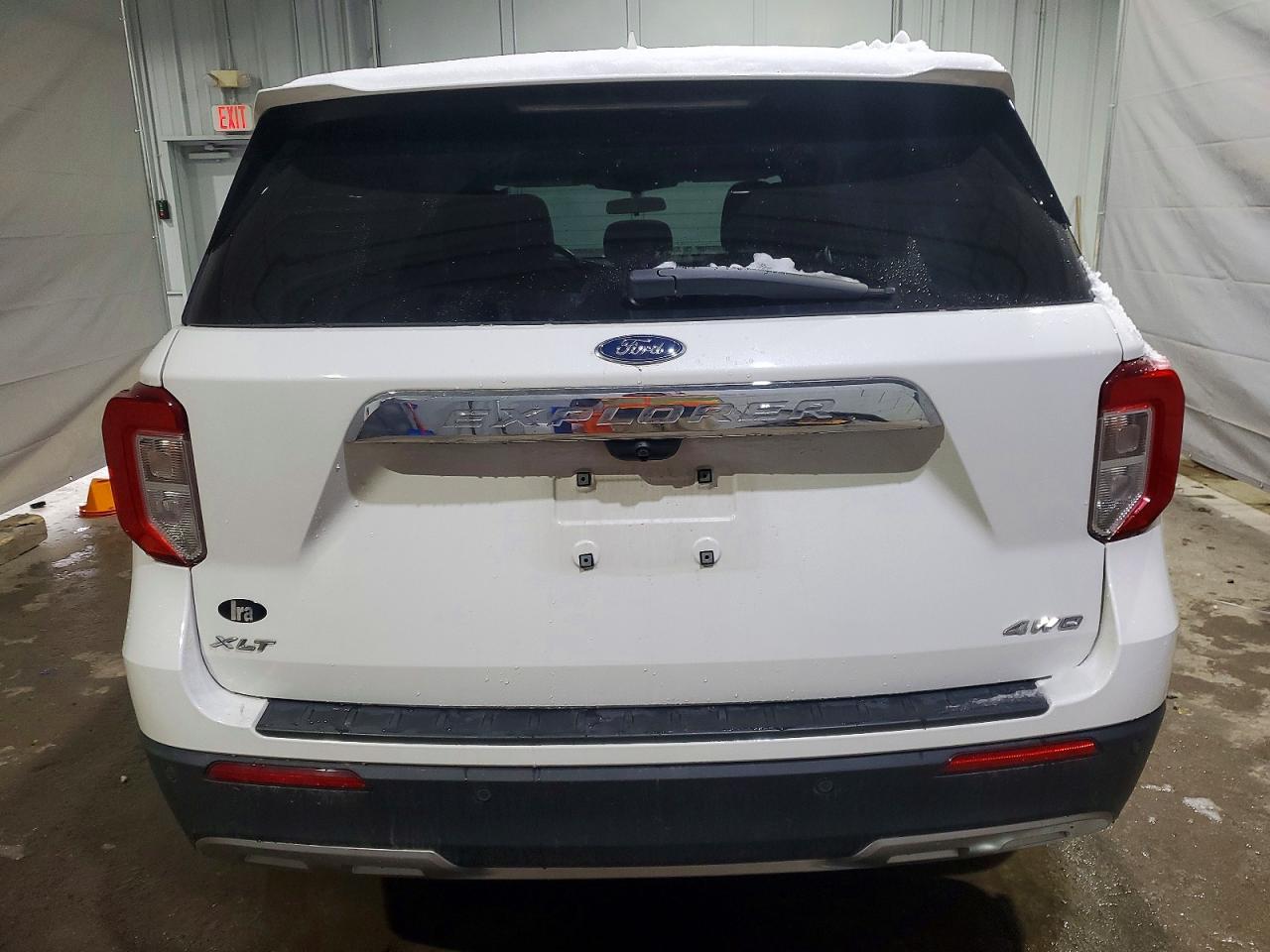 2021 FORD EXPLORER XLT photo 6