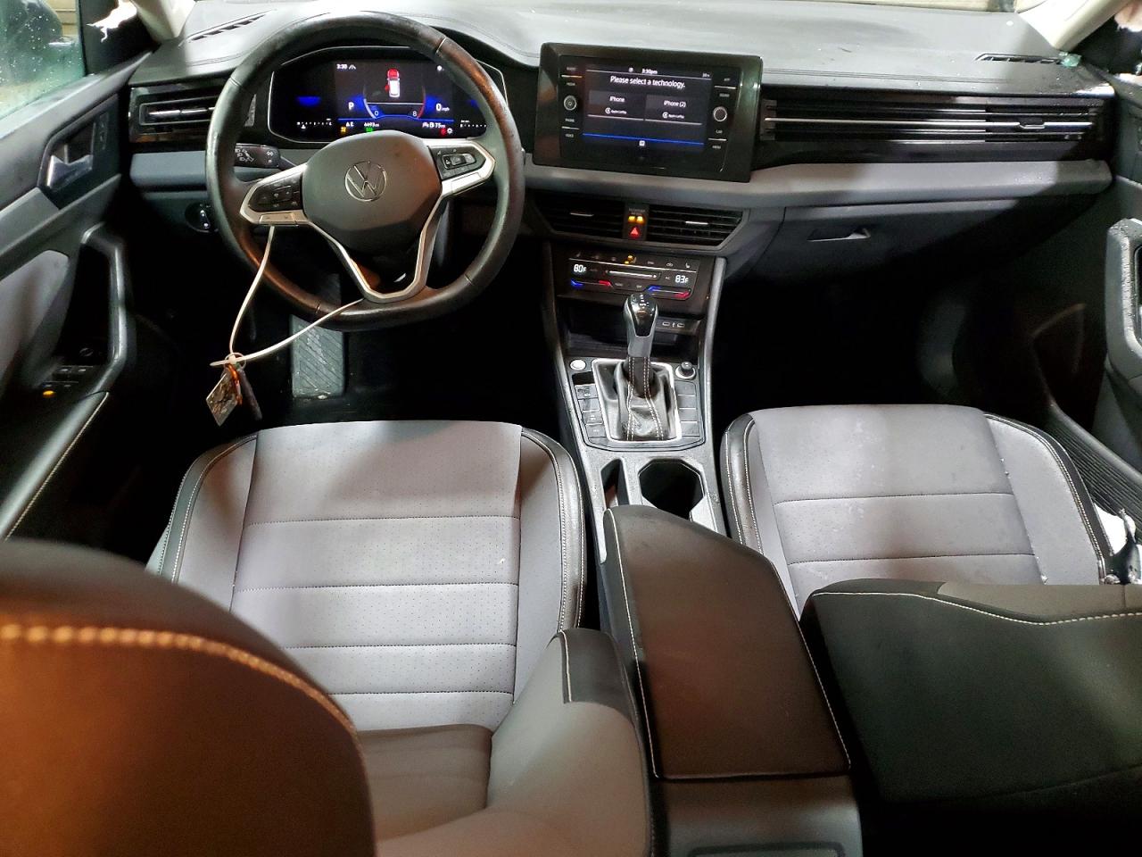 2025 VOLKSWAGEN JETTA SE photo 22