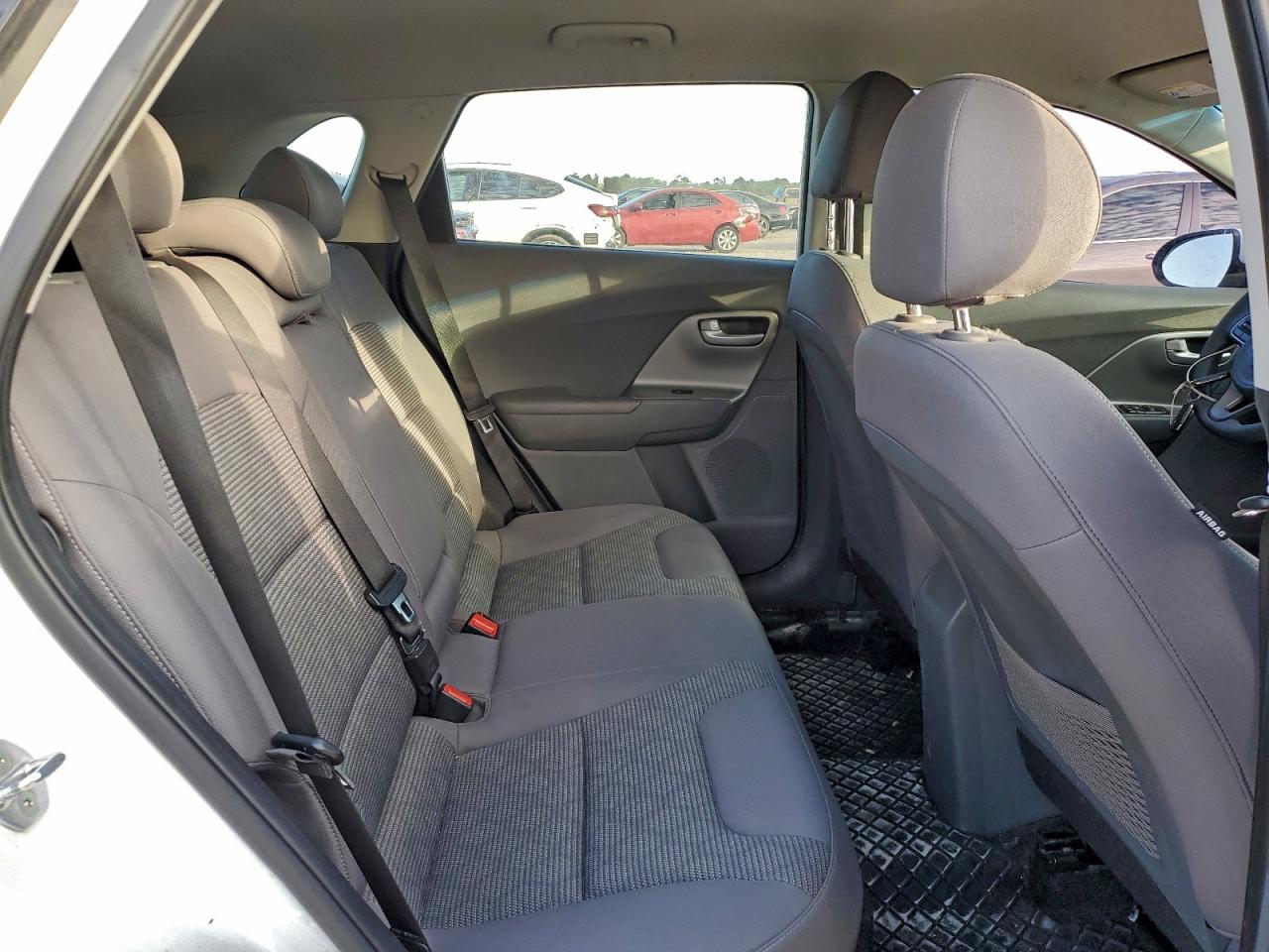 2017 KIA NIRO FE photo 10