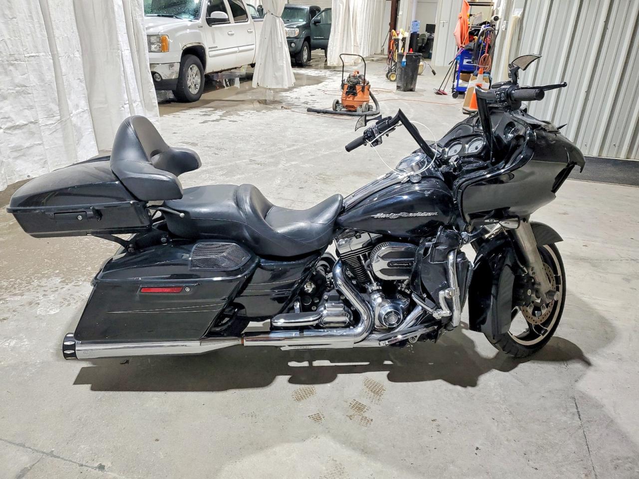2016 HARLEY-DAVIDSON FLTRXS