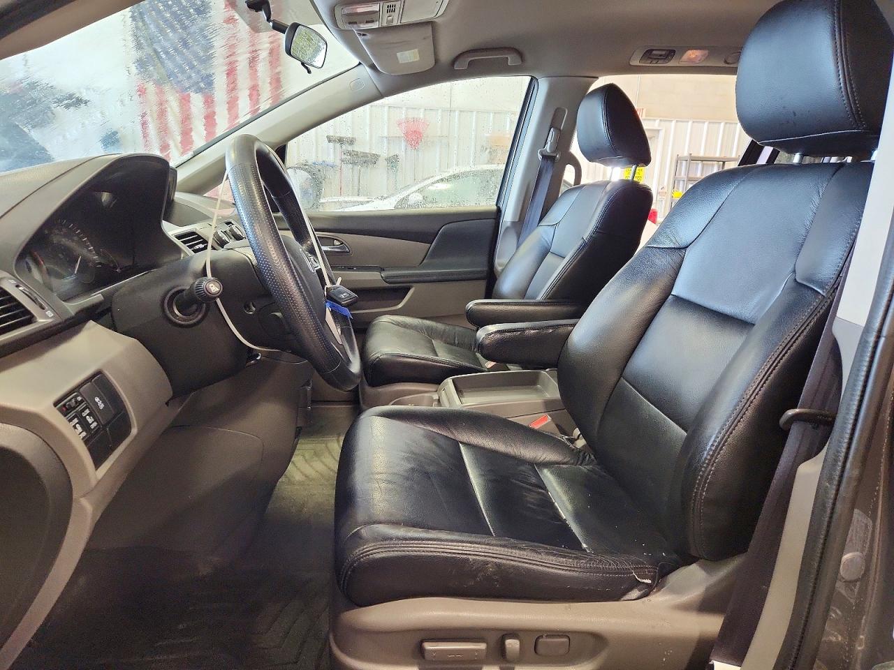 2016 HONDA ODYSSEY SE photo 7