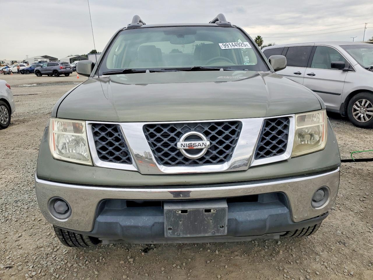 2005 NISSAN FRONTIER CREW CAB LE photo 5