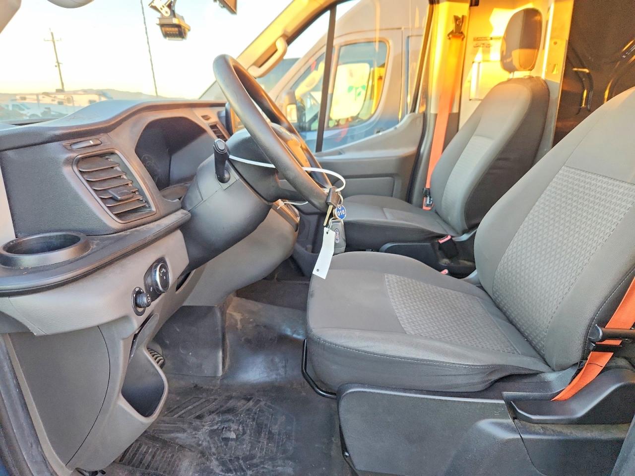 2020 FORD TRANSIT T-250 photo 7