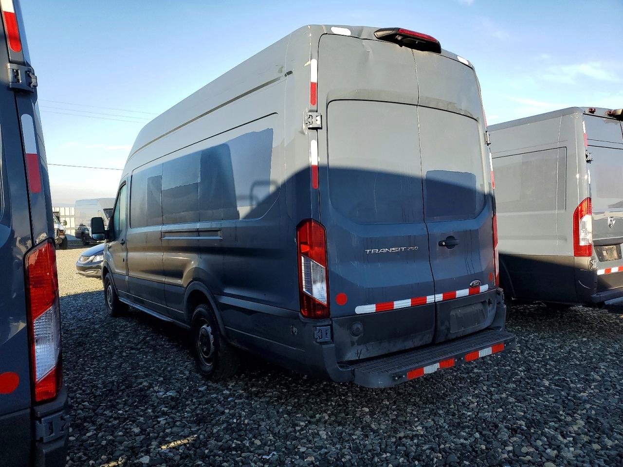 2020 FORD TRANSIT T-250 photo 2
