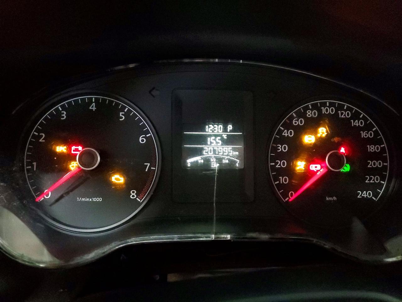 2013 VOLKSWAGEN JETTA BASE photo 17