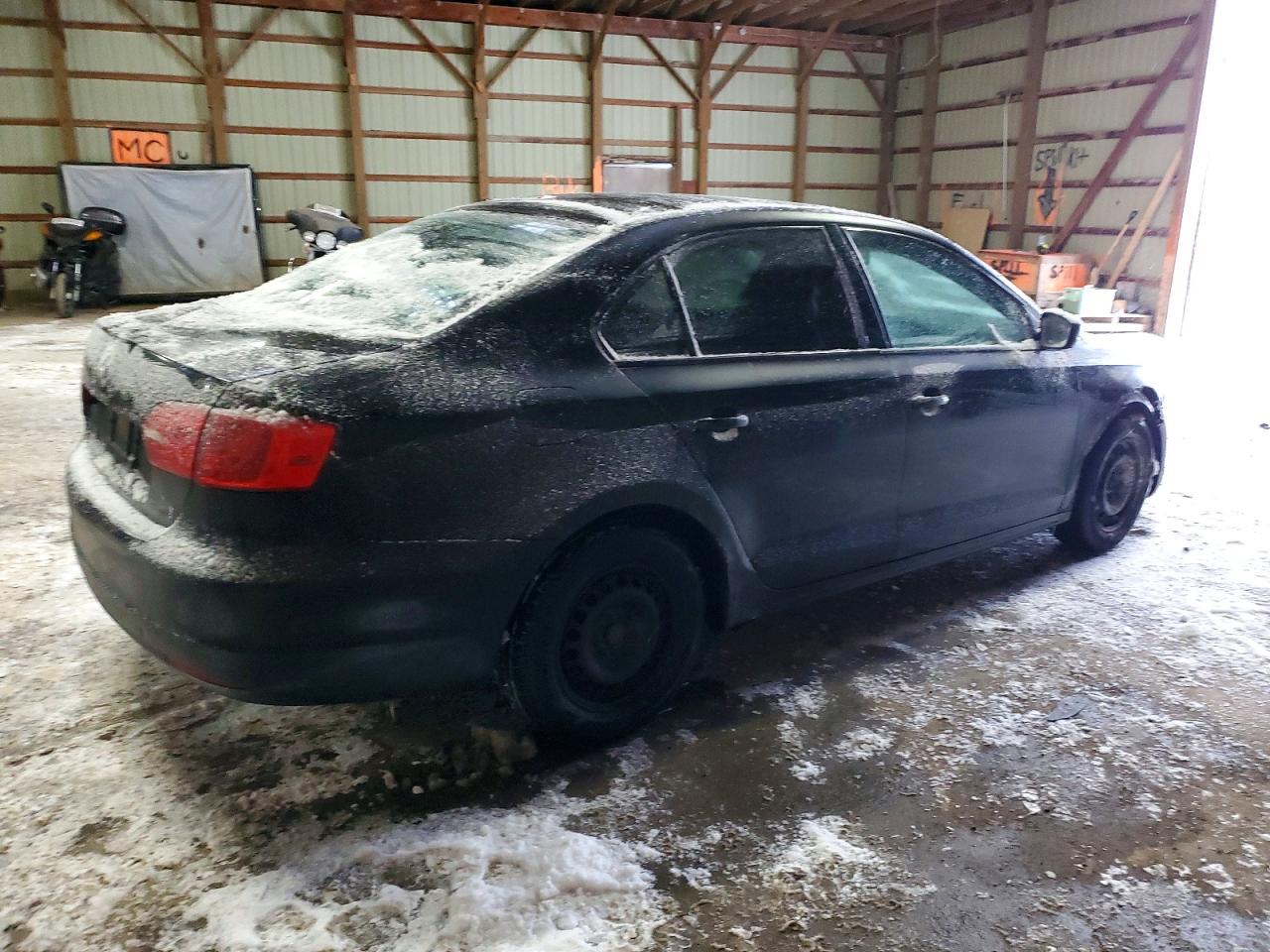 2013 VOLKSWAGEN JETTA BASE photo 5
