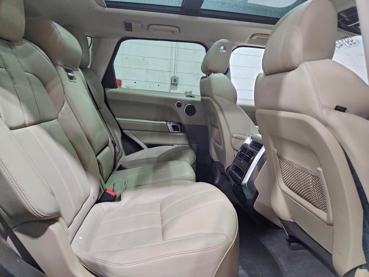 2017 LAND ROVER RANGE ROVER SPORT HSE photo 11