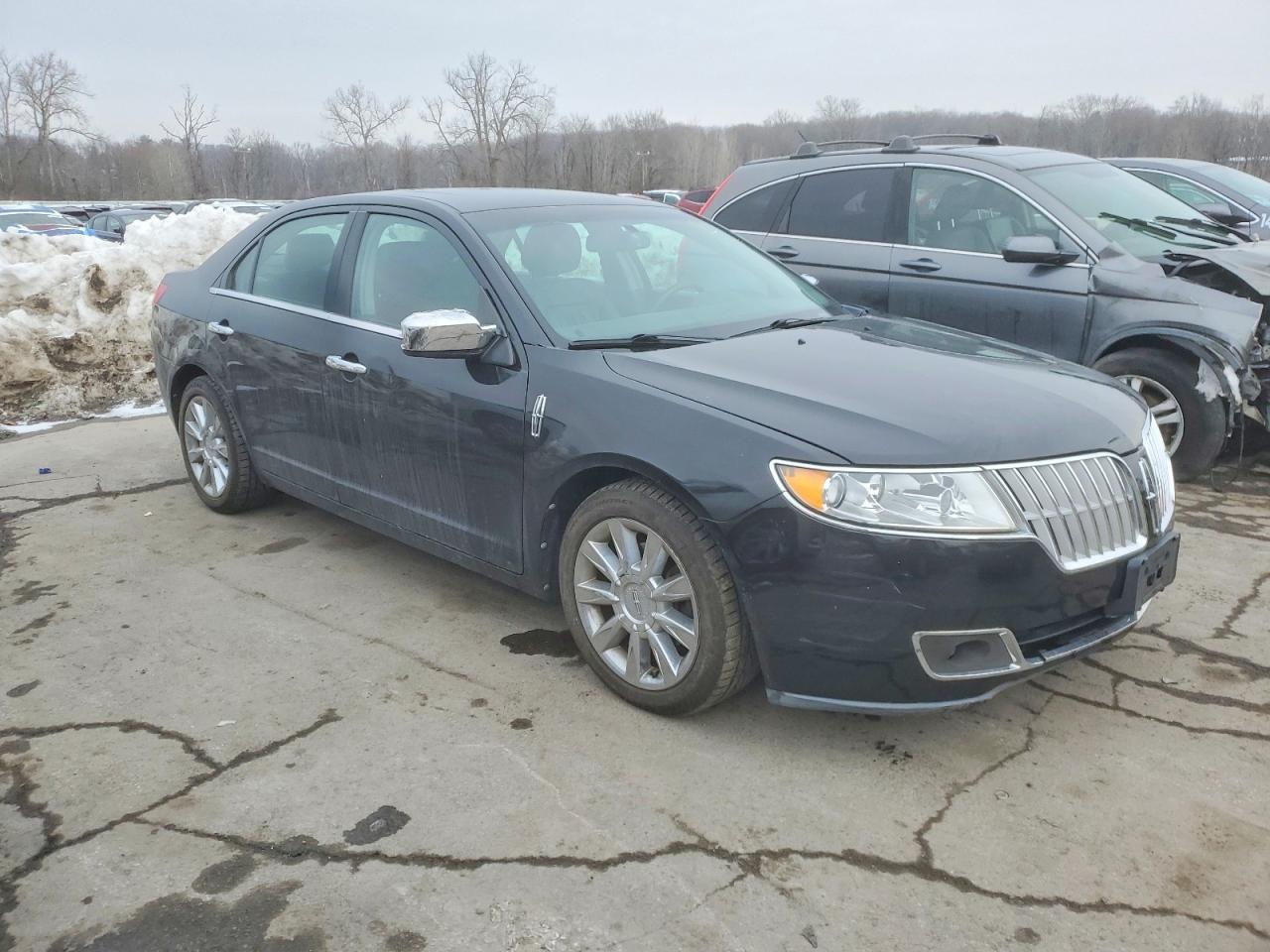2012 LINCOLN MKZ photo 4