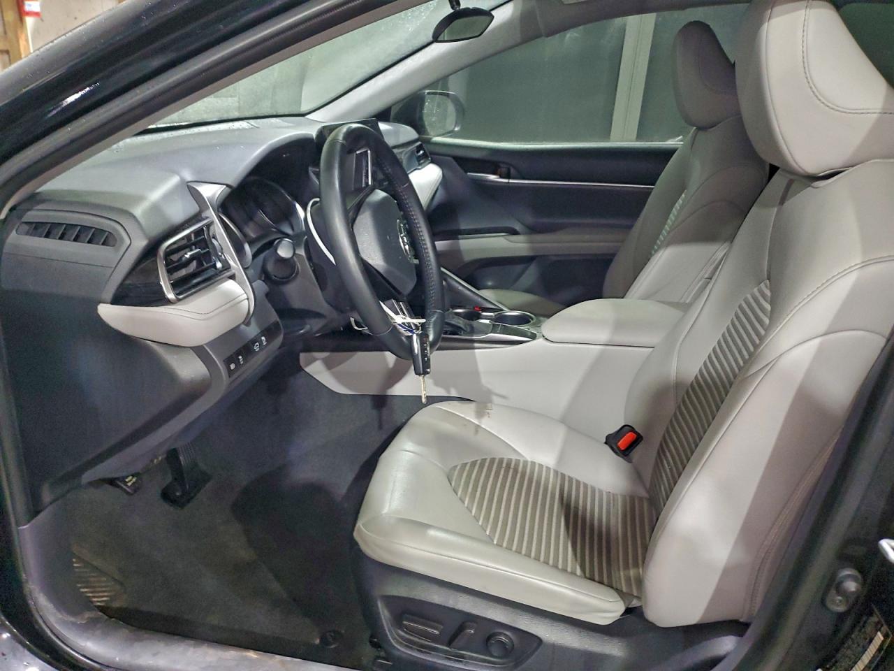 2024 TOYOTA CAMRY SE NIGHT SHADE photo 7