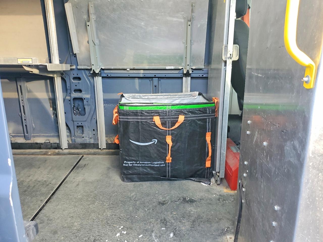 2020 RAM PROMASTER 3500 DELIVERY VAN photo 11