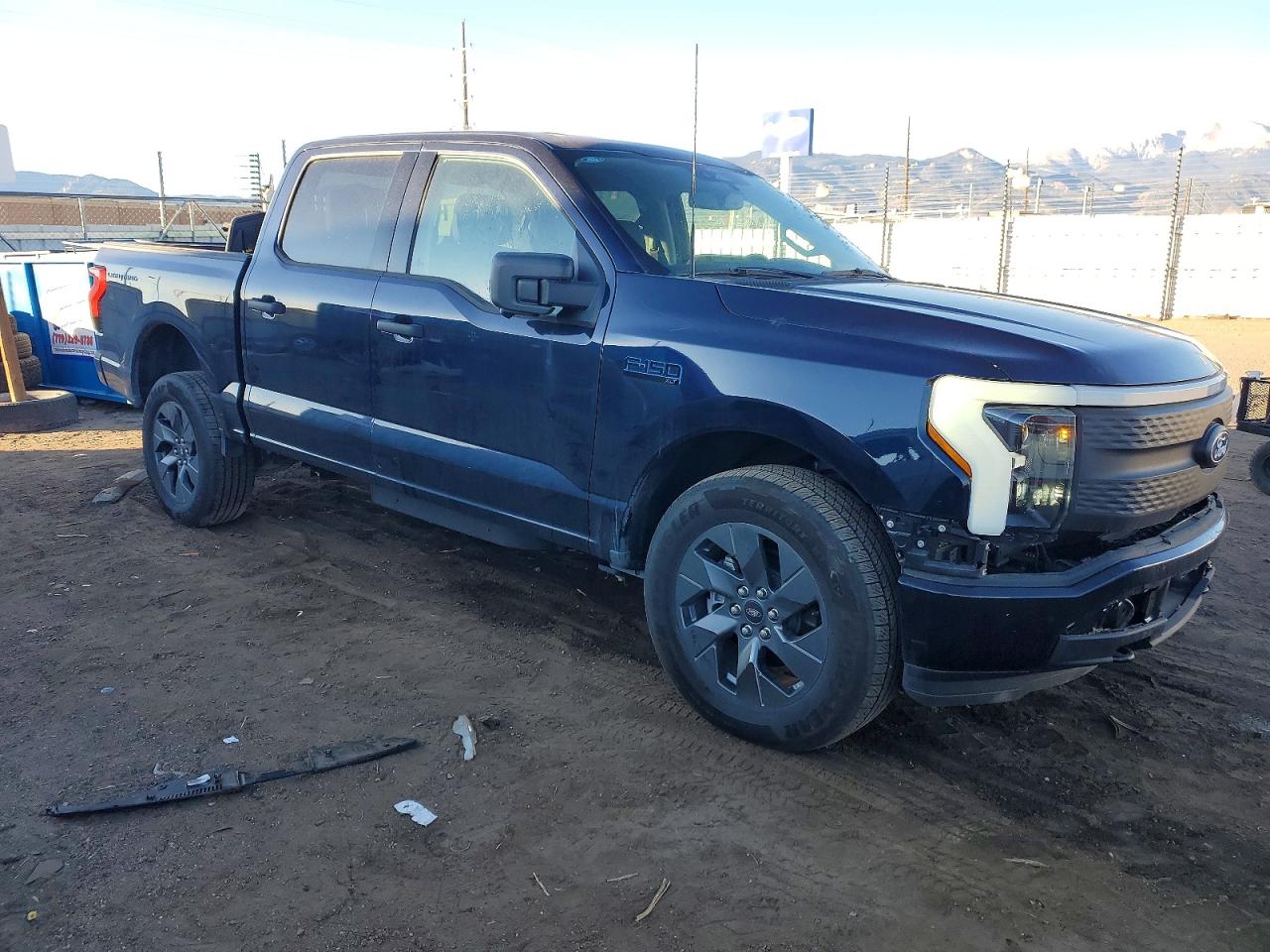 2024 FORD F150 LIGHTNING XLT photo 4