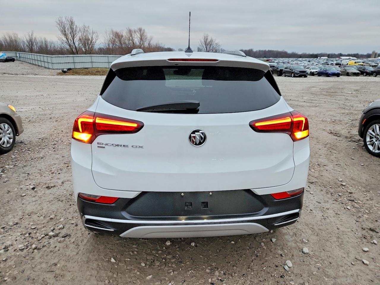 2020 BUICK ENCORE GX ESSENCE photo 6