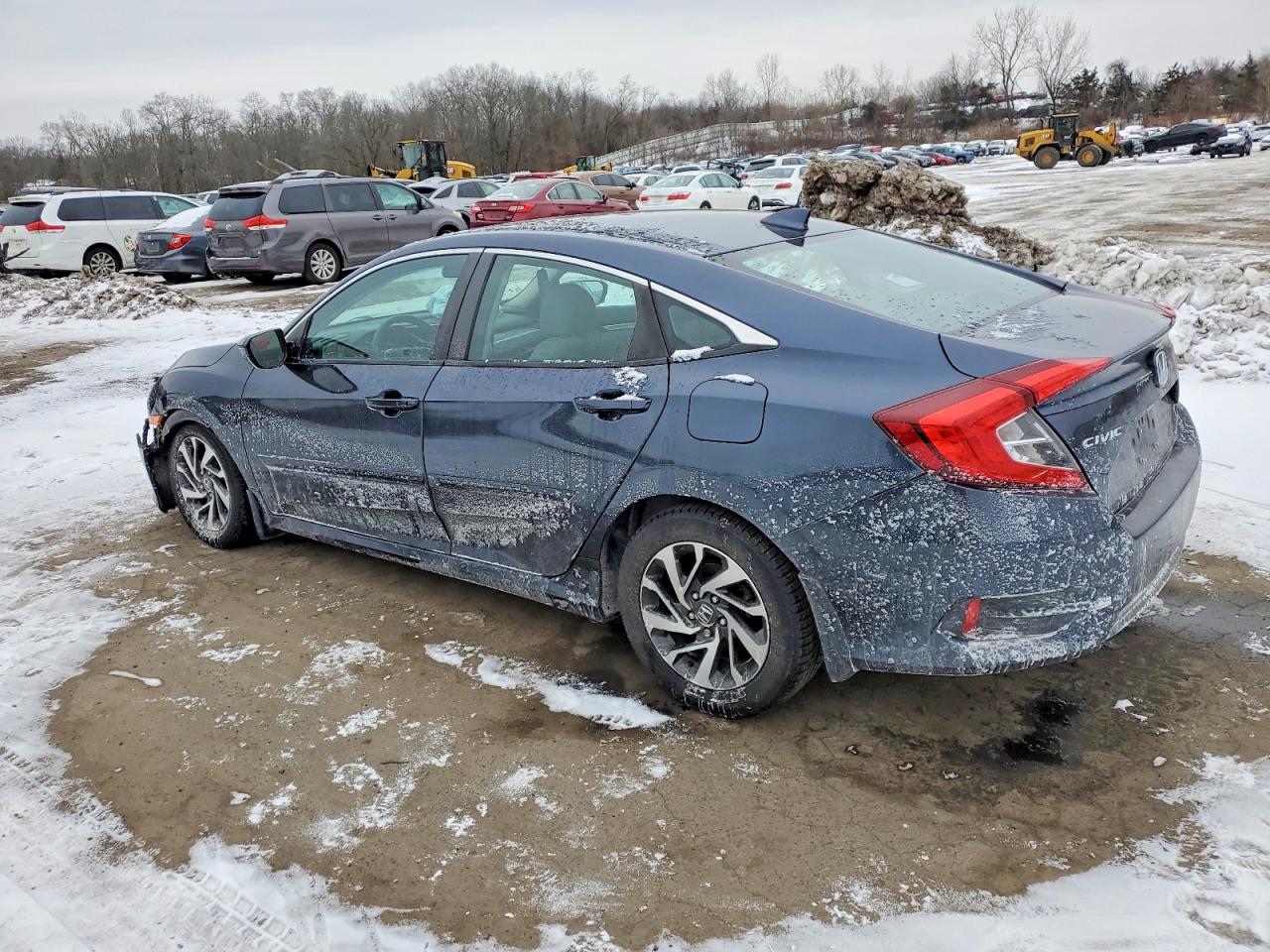 2017 HONDA CIVIC EX photo 2
