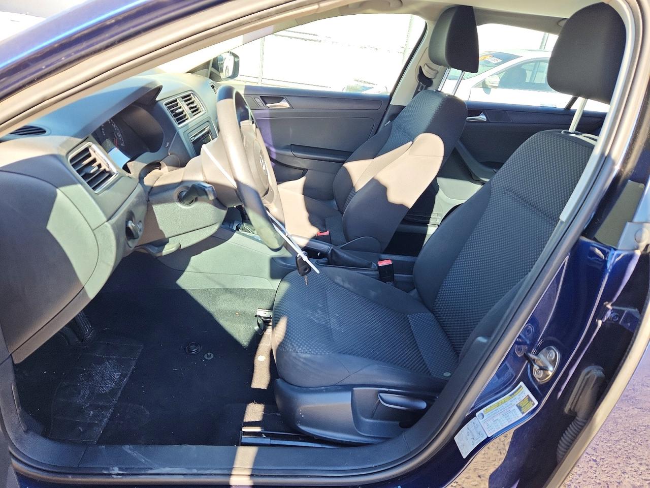 2013 VOLKSWAGEN JETTA BASE photo 13