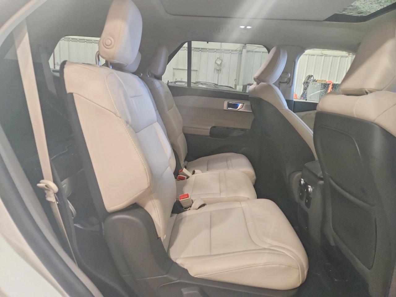 2020 FORD EXPLORER PLATINUM photo 11