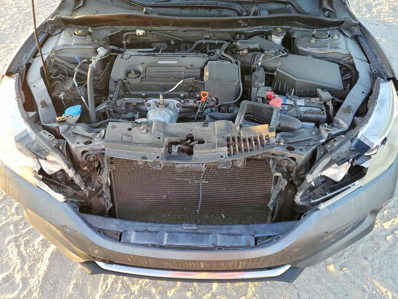2016 HONDA ACCORD LX photo 21