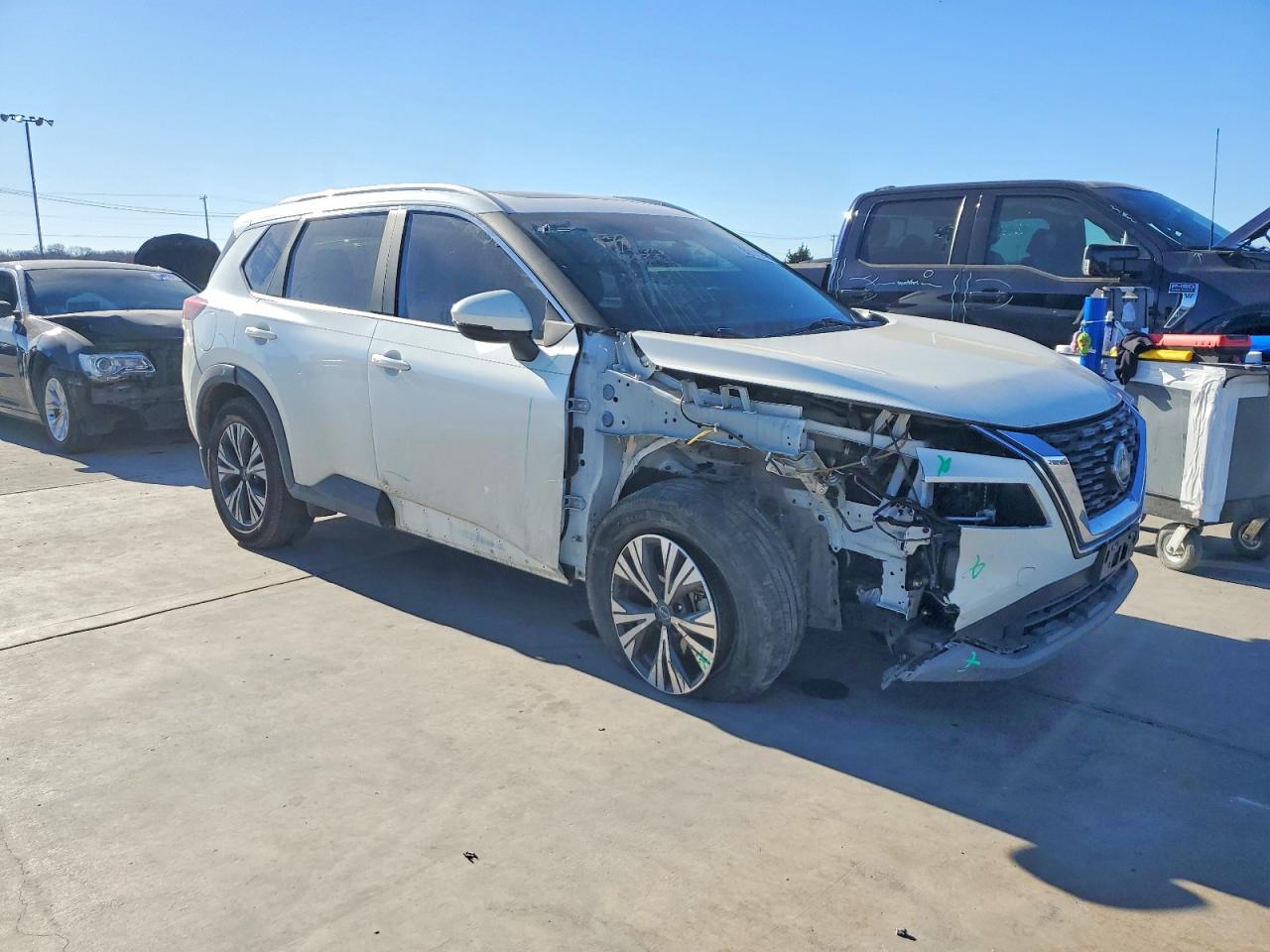 2023 NISSAN ROGUE SV photo 4