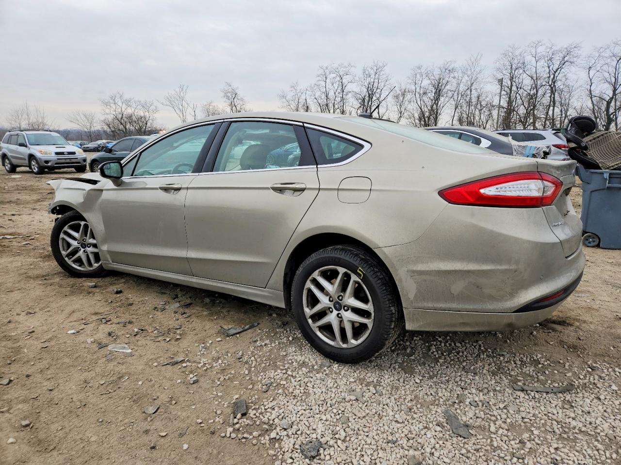 2015 FORD FUSION SE photo 3