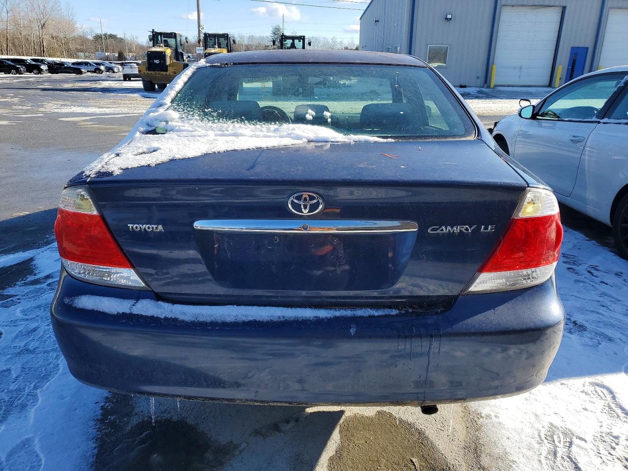 2006 TOYOTA CAMRY photo 11