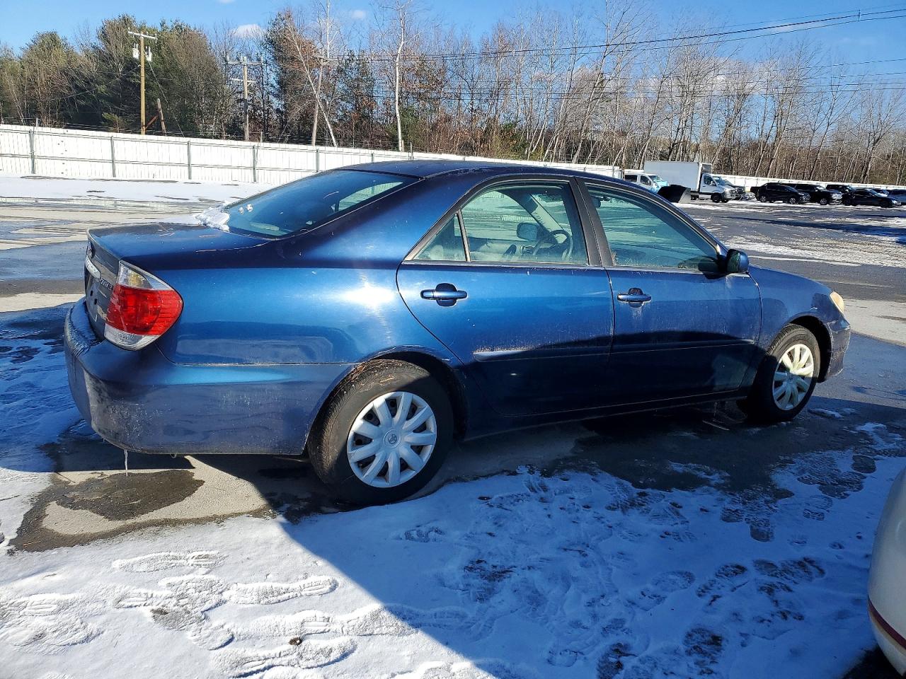 2006 TOYOTA CAMRY photo 5