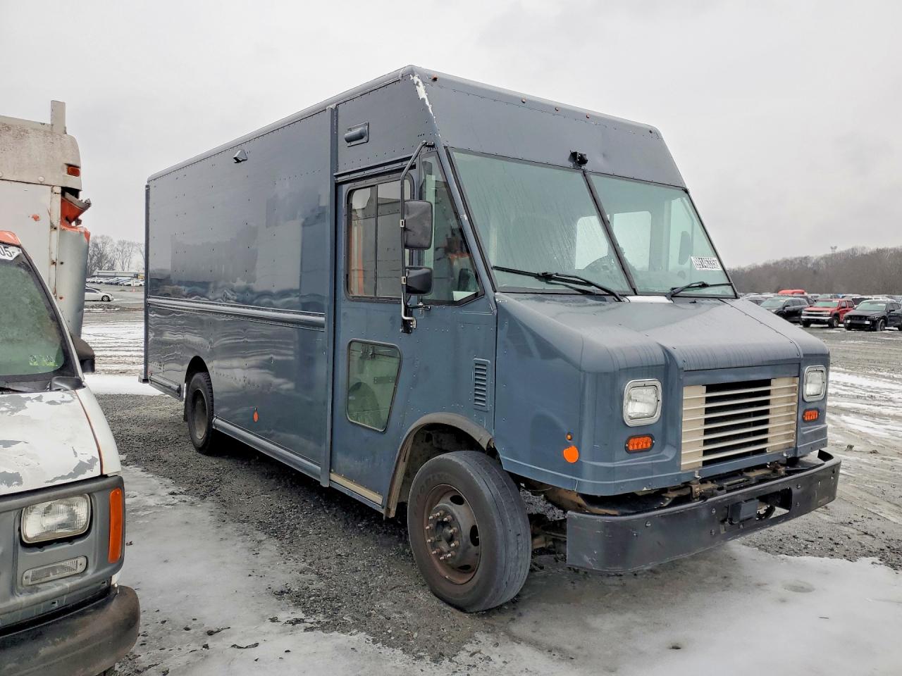 2021 FORD F59 photo 4